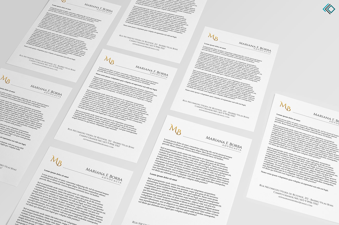Mockup de embalagem com o logotipo Mariana Borba em dourado